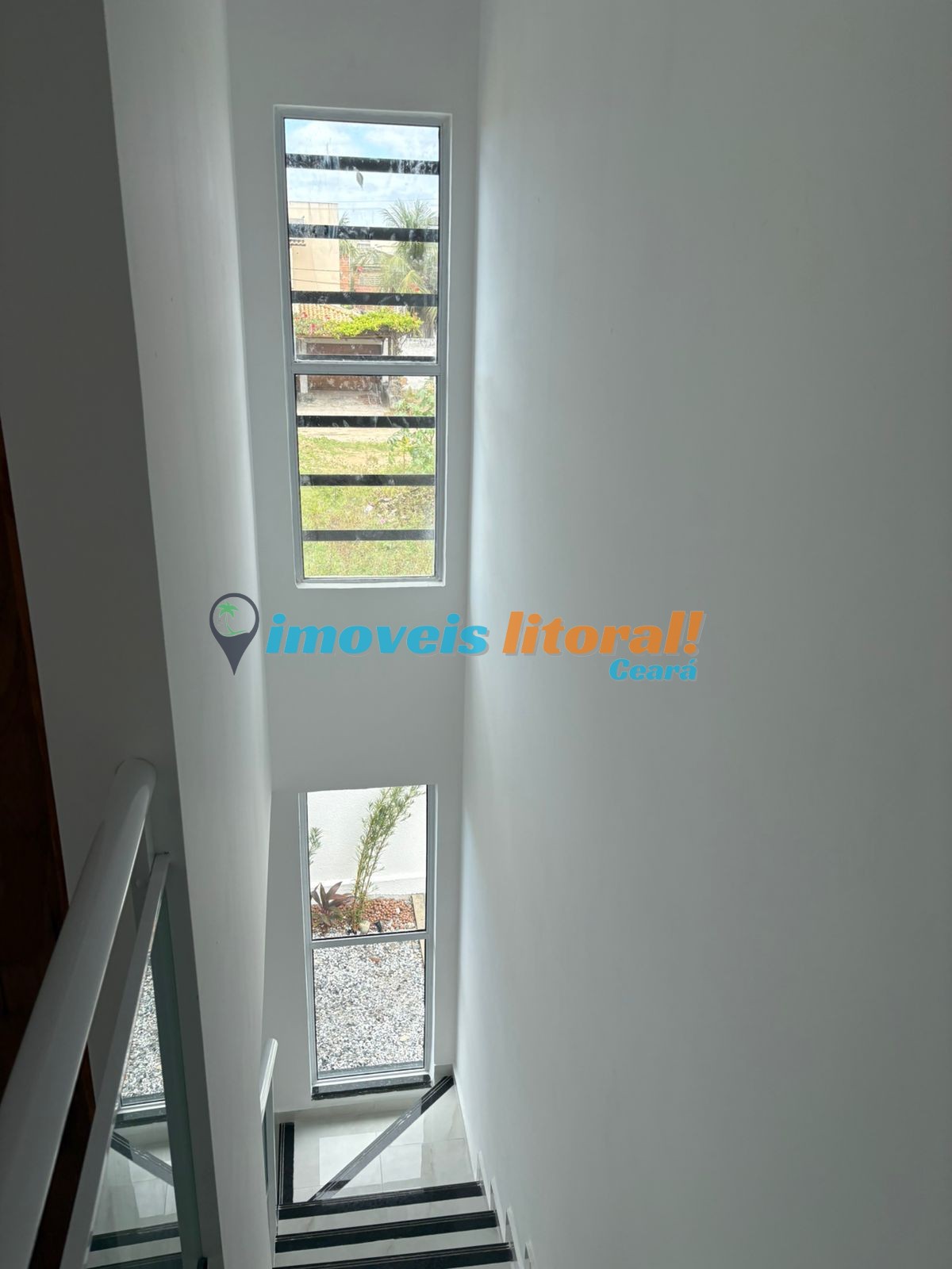 CASA DUPLEX CUMBUCO